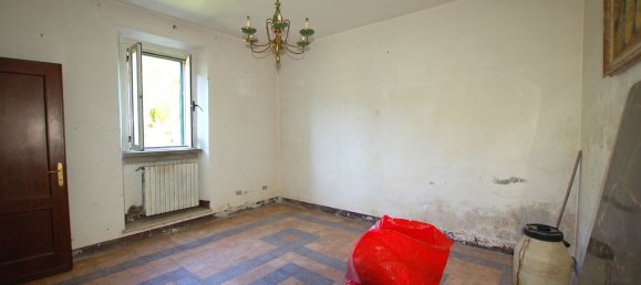 10 bedrooms House in Viterbo, Italy No. 84901 4