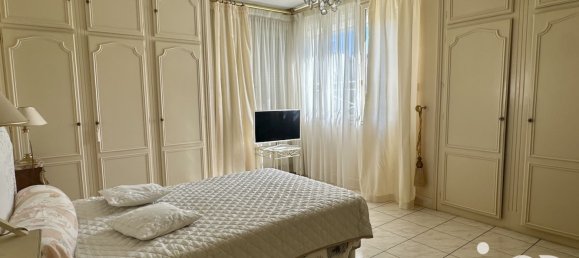 4 Schlafzimmer Haus in Narbonne, France, Nr. 299700 8