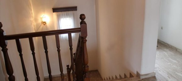 4 bedrooms Villa in Thessaloniki, Greece No. 1345 13