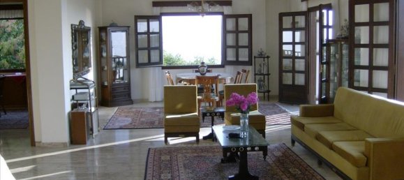 4 bedrooms Villa in Thessaloniki, Greece No. 1345 5