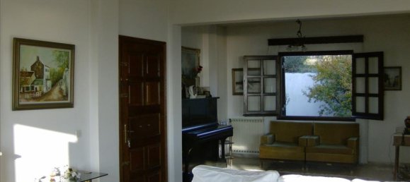 4 bedrooms Villa in Thessaloniki, Greece No. 1345 2