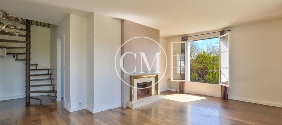 Dúplex de 4 dormitorios en Bailly, France No. 185595 6