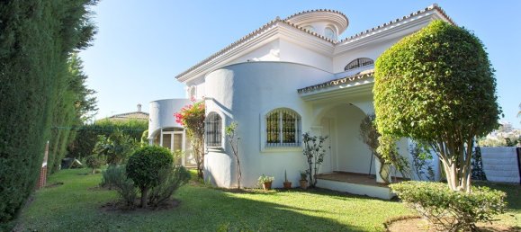 4 bedrooms Villa in Benalmadena, Spain No. 9934 5