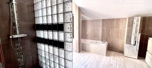 3 غرف نوم فيلا في Montataire, France رقم 88880 11