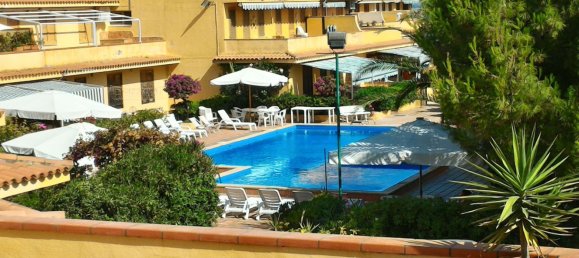 2-salle Appartement à Augusta, Italy No. 255497 3