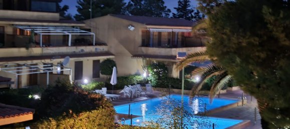 2-salle Appartement à Augusta, Italy No. 255497 12