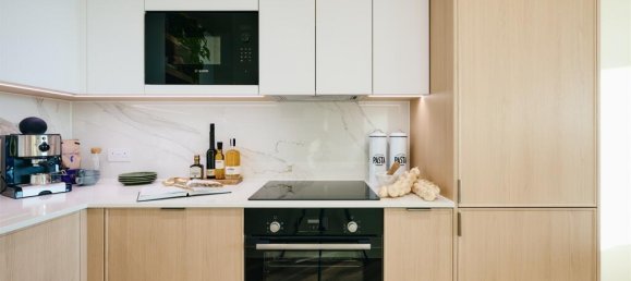 3 chambres Appartement à London, United Kingdom No. 6310 22