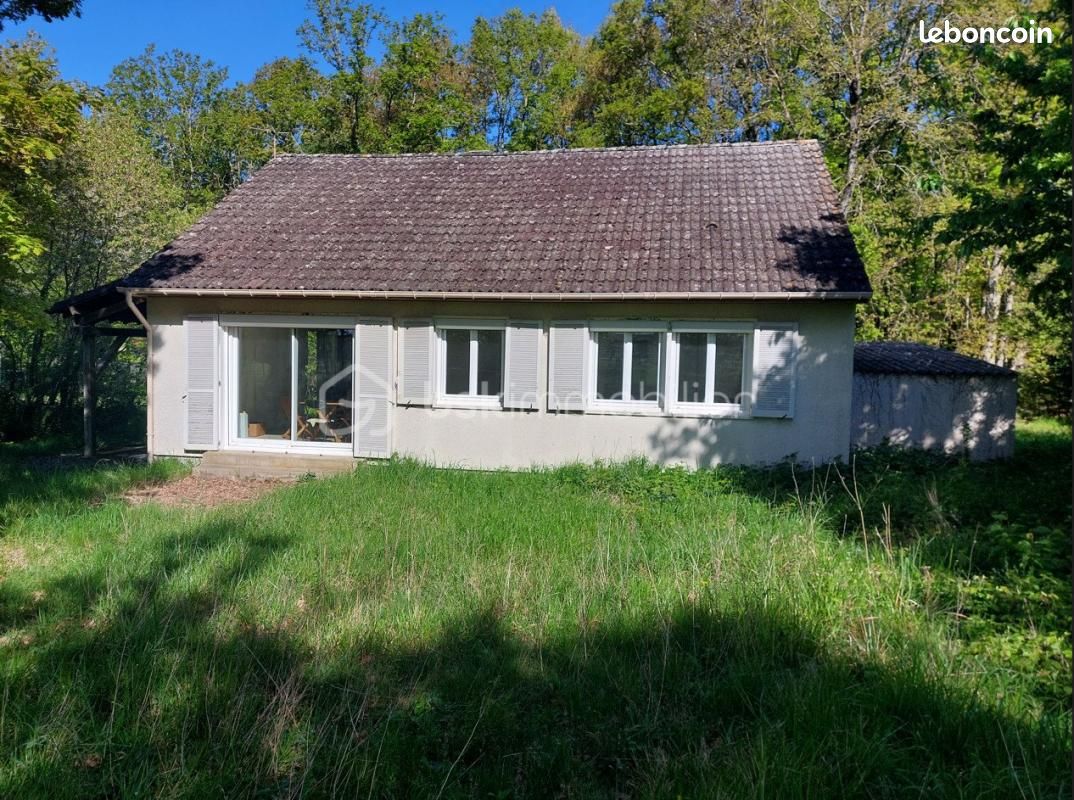 Casa de 3 dormitorios en Chateau-Renard, France No. 65767