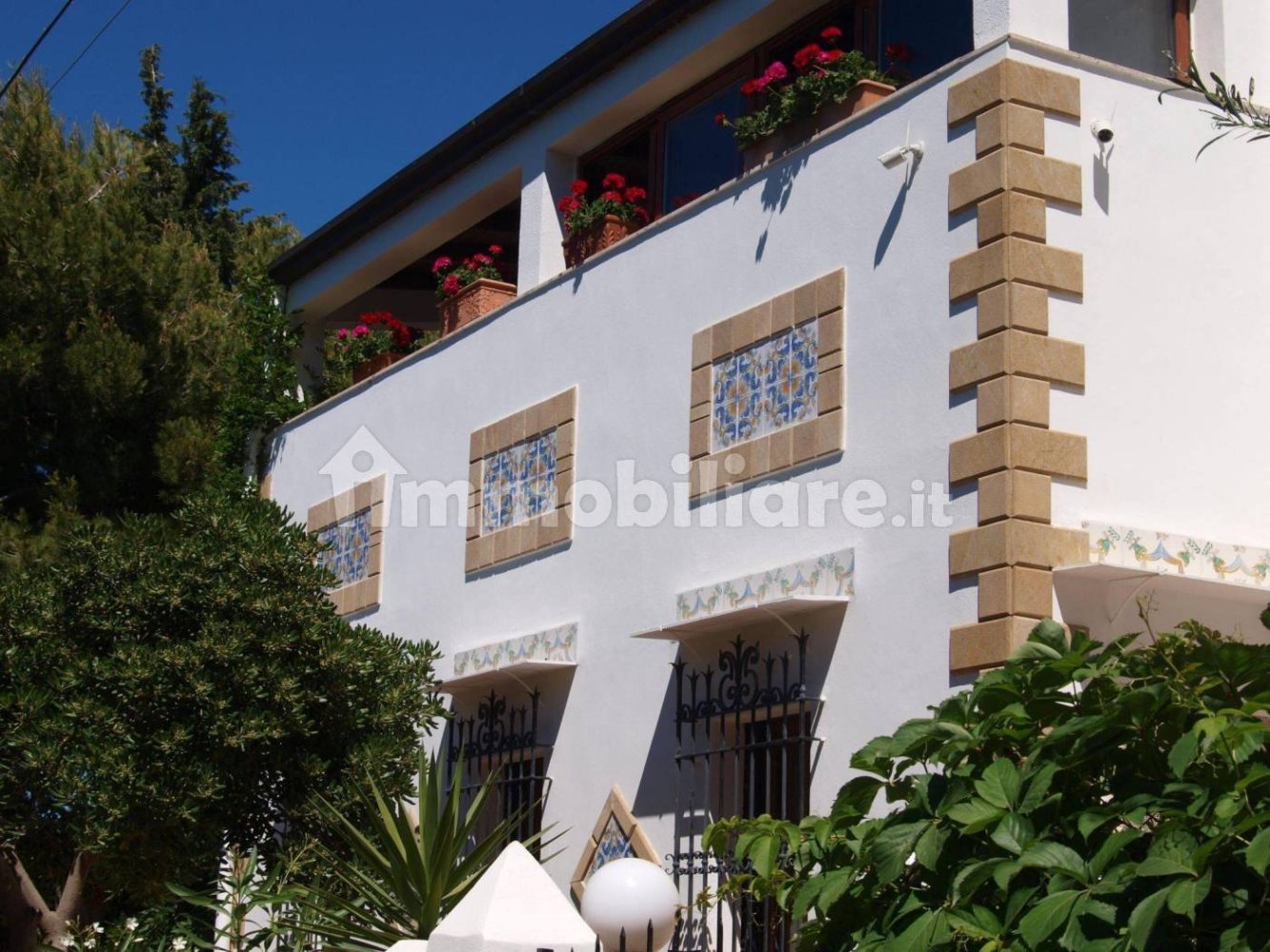 Villa T7 em Altavilla Milicia, Italy N.º 318592