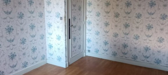 3 bedrooms House in Chateauroux, France No. 217800 24