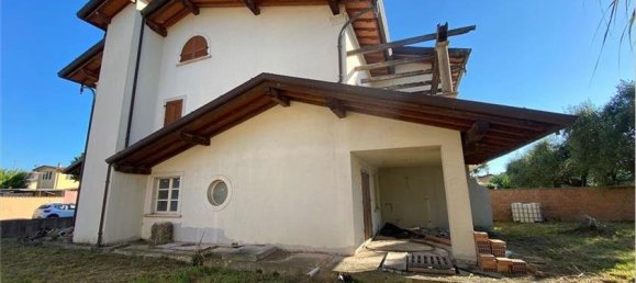 4 Schlafzimmer Villa in Forte dei Marmi, Italy, Nr. 371611 3