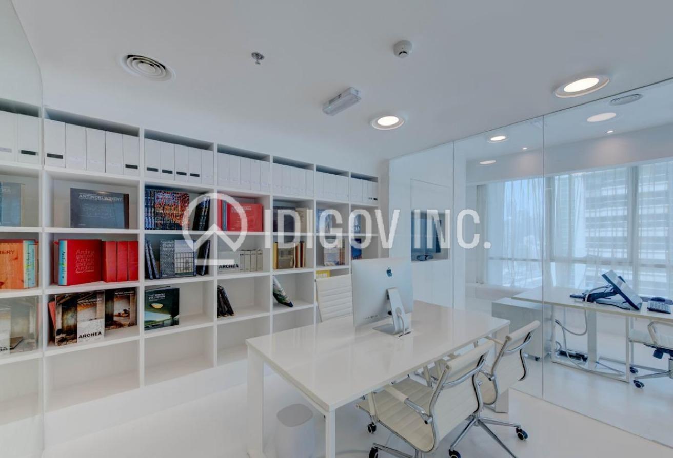 296m² Office in Jumeirah Lake Towers, UAE No. 104781