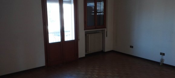 7 rooms House in Piacenza d'Adige, Italy No. 193311 33