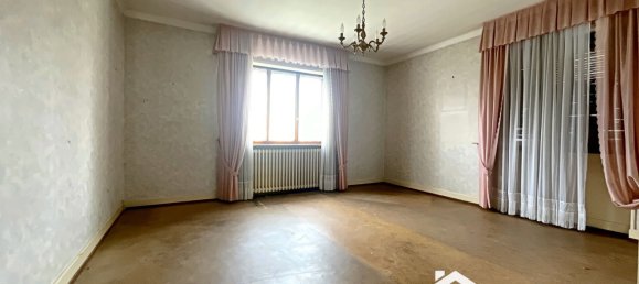 Casa de 3 dormitorios en Kingersheim, France No. 230212 18