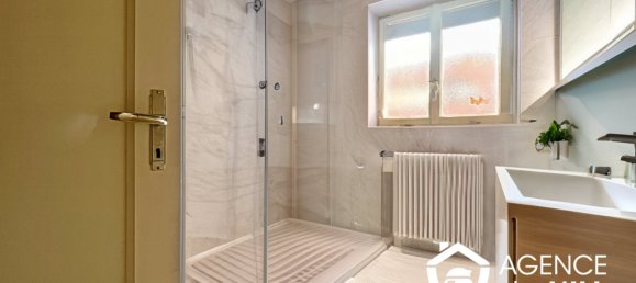 Casa de 3 dormitorios en Kingersheim, France No. 230212 13