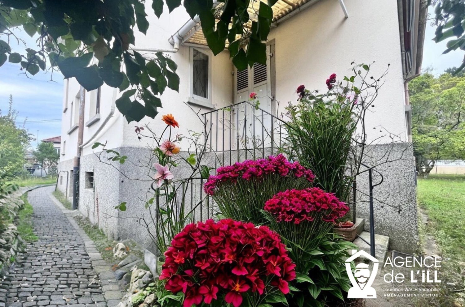 Casa de 3 dormitorios en Kingersheim, France No. 230212