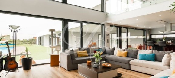 3 bedrooms House in Rio de Mouro, Portugal No. 114396 6