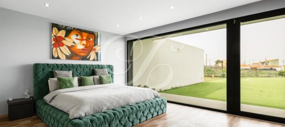 3 bedrooms House in Rio de Mouro, Portugal No. 114396 13