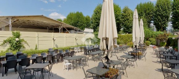 15-Zimmer Gewerbliche Immobilie in Savigliano, Italy, Nr. 324247 10