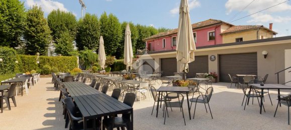 15-Zimmer Gewerbliche Immobilie in Savigliano, Italy, Nr. 324247 11