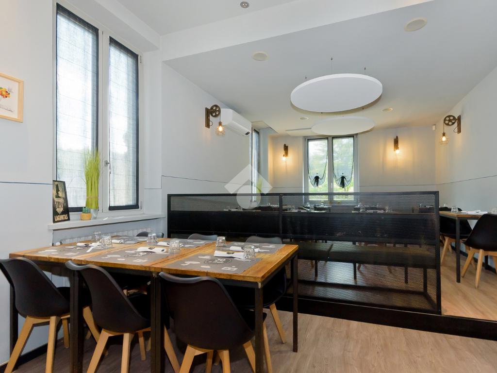 15-Zimmer Gewerbliche Immobilie in Savigliano, Italy, Nr. 324247