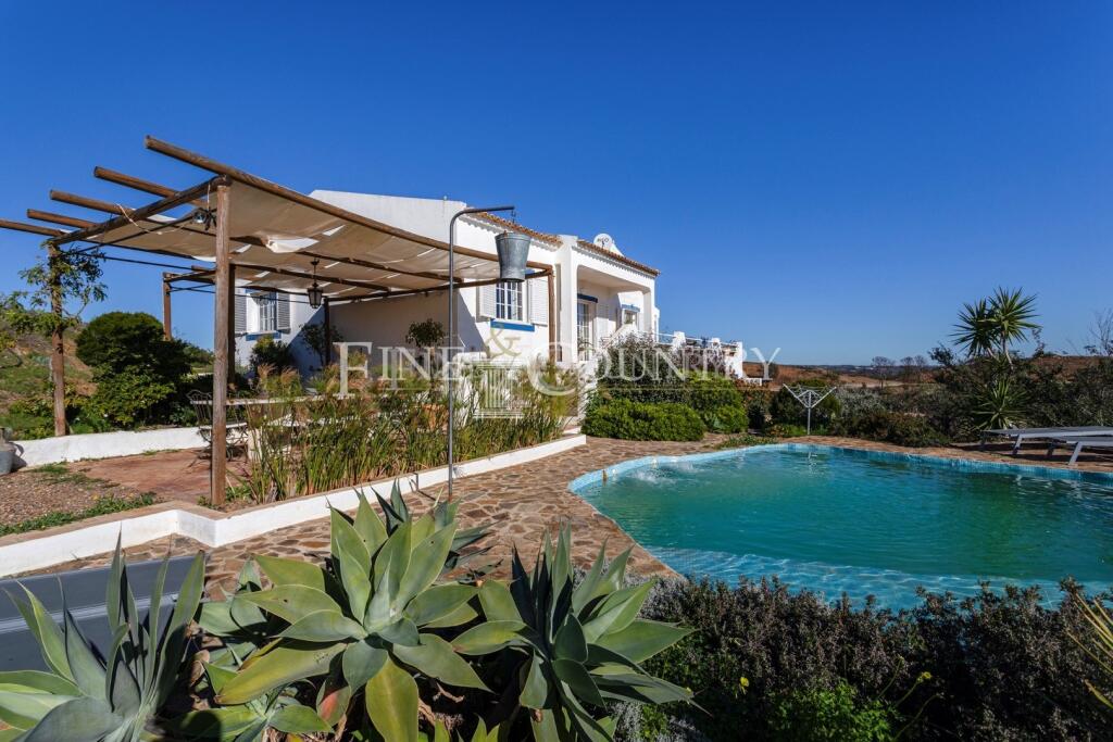 4 bedrooms Villa in Tavira, Portugal No. 315917