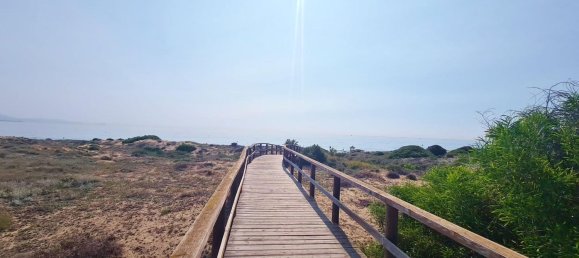 2 Schlafzimmer Wohnung in Alicante, Spain, Nr. 129687 4