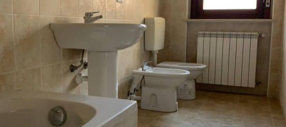 3 rooms Apartment in Moncalieri, Italy No. 41231 8