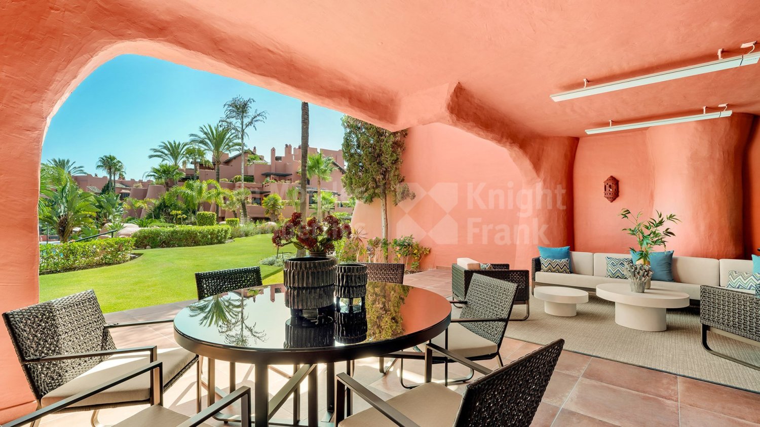 3 bedrooms Apartment in Estepona, Spain No. 132078