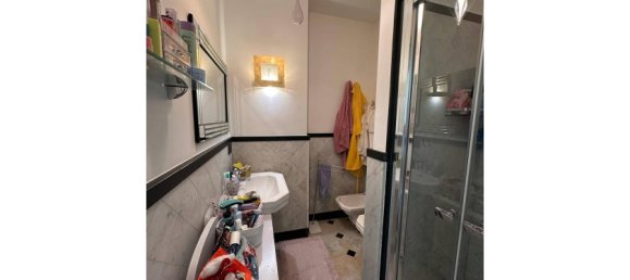 2 bedrooms Apartment in Genoa, Italy No. 381113 24