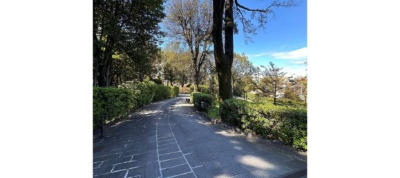 2 bedrooms Apartment in Genoa, Italy No. 381113 3