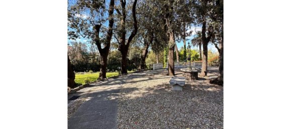 2 bedrooms Apartment in Genoa, Italy No. 381113 18