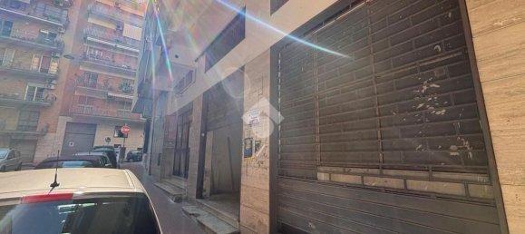 40m² Commercial property in Marano di Napoli, Italy No. 309748 11