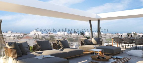 2 bedrooms House in Deryneia, Cyprus No. 23937 3