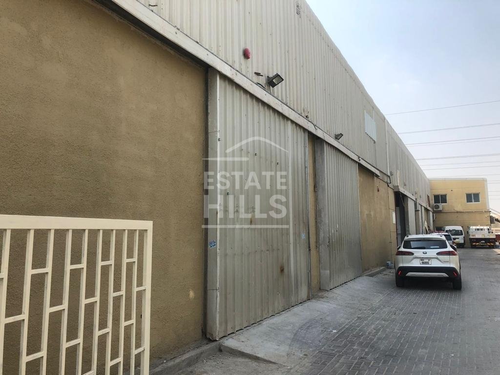 5016.7m² Warehouse in Al Quoz, UAE No. 8702
