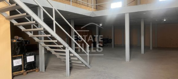 5016.7m² Warehouse in Al Quoz, UAE No. 8702 3