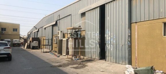 5016.7m² Warehouse in Al Quoz, UAE No. 8702 10