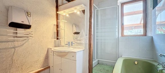 5 bedrooms House in Melleroy, France No. 243704 10