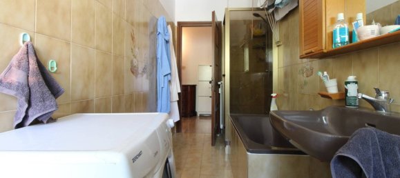 1 bedroom Apartment in Turin, Italy No. 258856 34