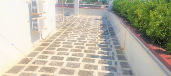 Дом с 4 комнатами в Казамассима, Италия № 24792 4