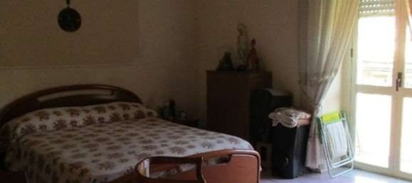 3 rooms Apartment in Naples, Italy No. 9948 12