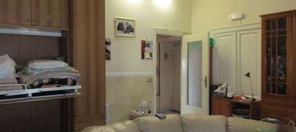 3 rooms Apartment in Naples, Italy No. 9948 9