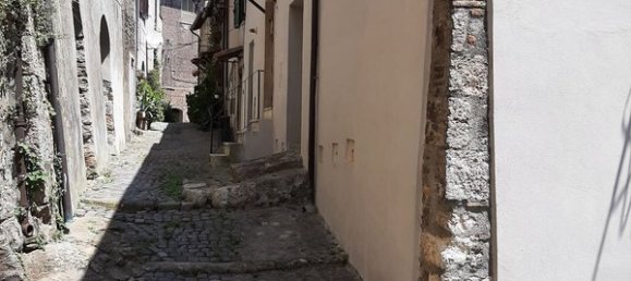 2-salle Appartement à Tolfa, Italy No. 130716 17