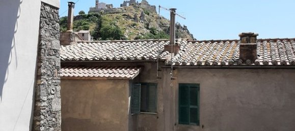 2-salle Appartement à Tolfa, Italy No. 130716 15