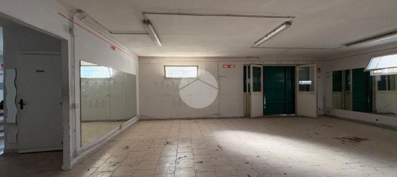 Studio in Torre del Greco, Italy, Nr. 33934 11