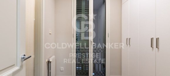 3 bedrooms Apartment in Eixample, Spain No. 24808 7