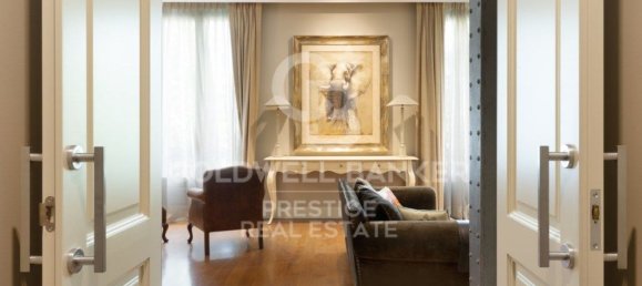3 bedrooms Apartment in Eixample, Spain No. 24808 2