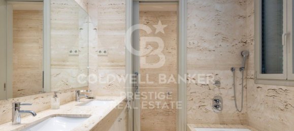 3 bedrooms Apartment in Eixample, Spain No. 24808 13