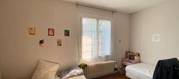 2 Schlafzimmer Haus in Blois, France, Nr. 90320 4