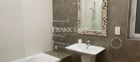 3 bedrooms Apartment in Ta' Xbiex, Malta No. 8292 27